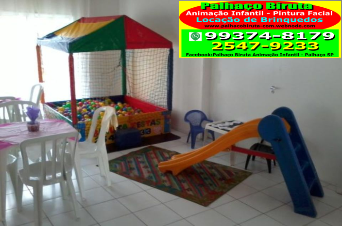 Piscina de Bolinhas Palhaço Biruta - Palhaço SP