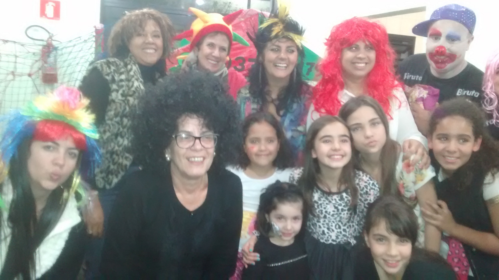 Brincadeiras com Adultos e Crianças Palhaço Biruta - Palhaço SP